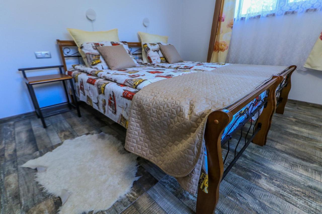 Nikas Apartment Сибиу Экстерьер фото